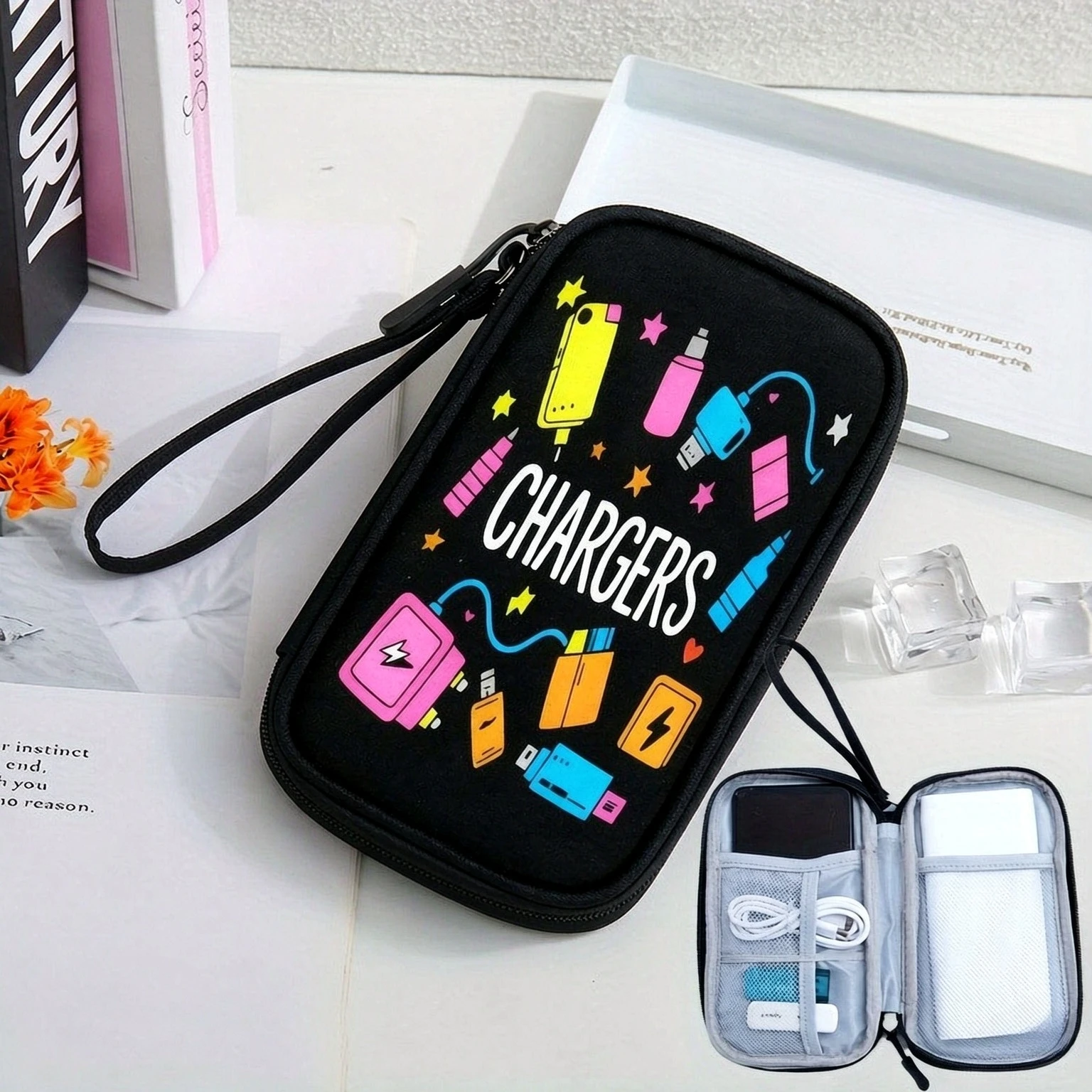 Electronics And Gadgets With I - حقيبة تنظيم إلكترونية ناعمة ذات نمط
