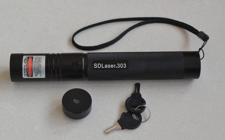 مؤشر ليزر صغير 2 في 1 بدون بطا - مراجعة Laser Pointer Presenter وسعره
