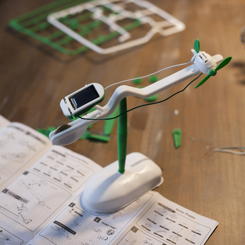 مجموعة روبوت تعمل بالطاقة الشم - مراجعة Electronics Gadgets For Kids وسعره